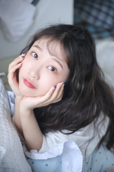 香含玉女峰头露